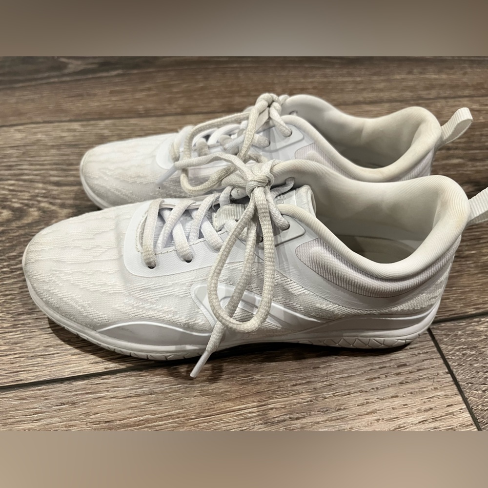 White BCG size 2 girls cheer shoes